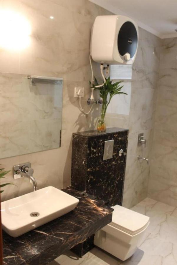 Mandakini Villa New Delhi Eksteriør billede